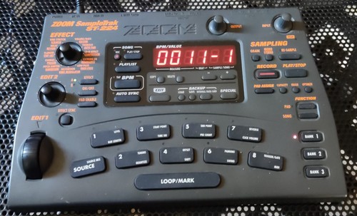 Zoom 224 sampletrak with - zoom,