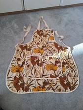 Vintage Retro St Michael's Floral Apron