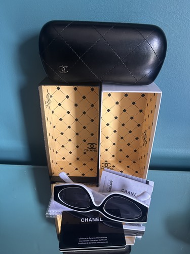 Chanel sunglasses glasses case - sunglasses,