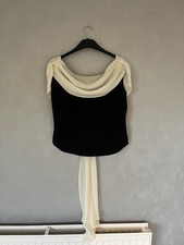 Beautiful Top. Size 16