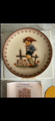 Goebel hummel mini plate - goebel, m.j.