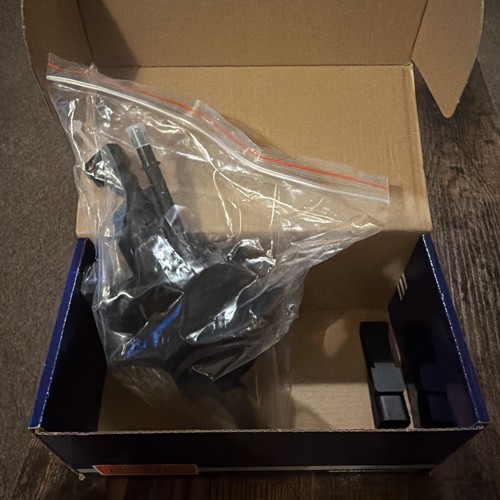 Clutch master cylinder fits - cylinder,
