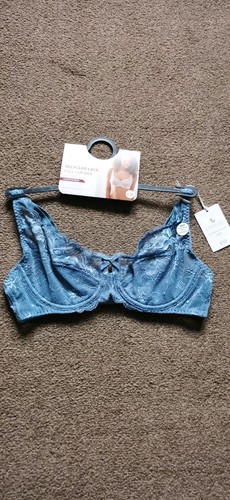 Women teenager recycled - tu,