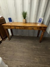 Maharani Console Table