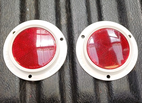 Bluemels red round - round, reflector