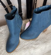 Serra Ladies Aqua Blue Suede