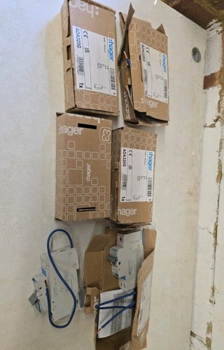 Hager ada320g 20a pole - ada320g, 6ka