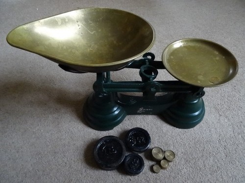 Kitchen scales vintage - kitchen,