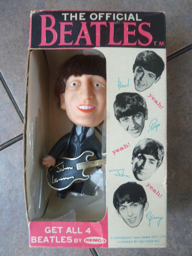Vintage 1964 remco - 1964, beatles
