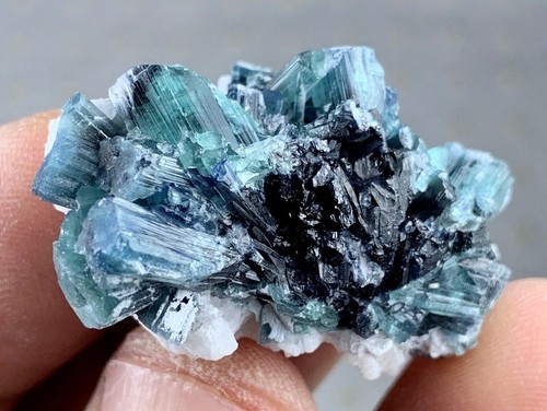 Carats beautiful blue - 70,