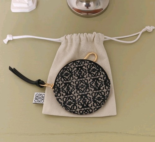 Loewe cookie charm pouch - charm,