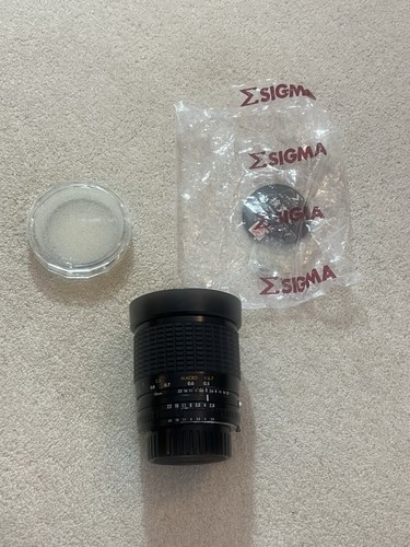 Sigma 70mm 8 4 zoom - 35–70mm,