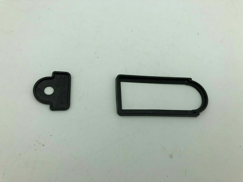 Door handle gasket seals