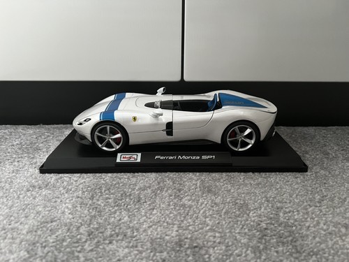 Maisto 18 scale diecast - -,