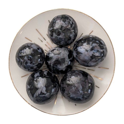 Indigo gabbro tumblestone - indigo,