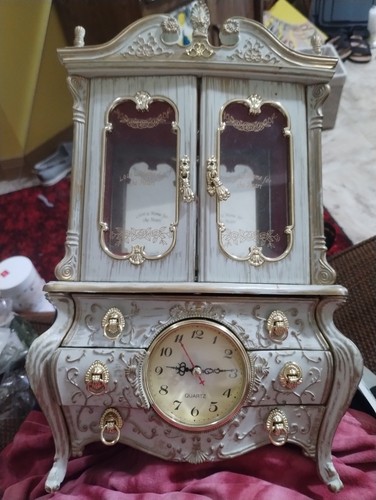 Vtg french provincial style - french,