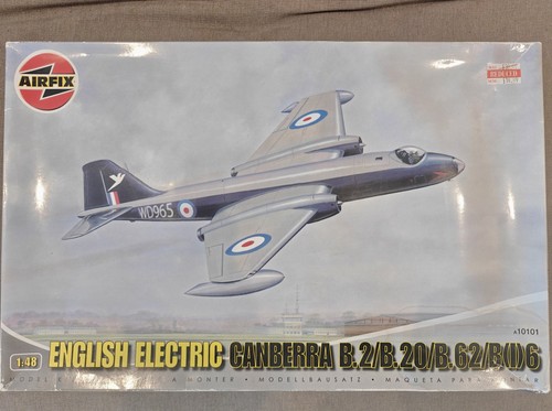Airfix a10101 canberra - airfix,
