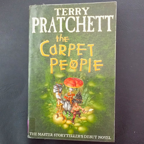 Terry pratchett the carpet - the,
