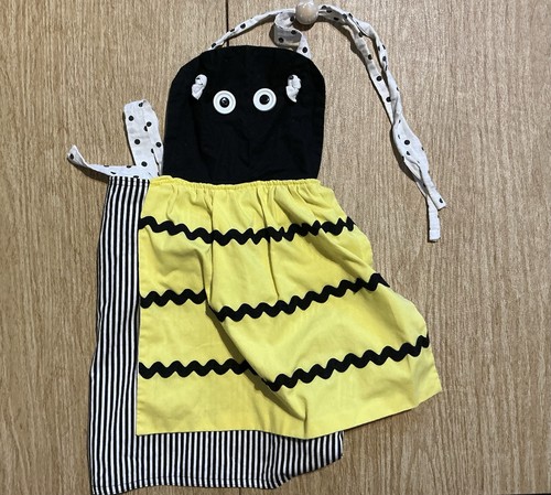 Handmade little girls apron - handmade,