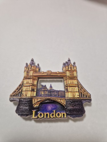 Souvenir fridge magnets - 3d,