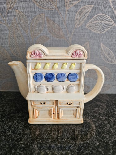 Vintage novelty teapot - vintage,
