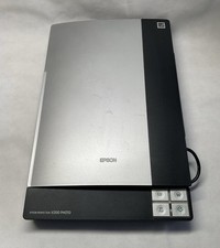 Epson Perfection V200 Photo Flatbed Scanner With Cables