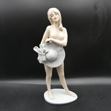 Wallendorf Nude Girl With Hat