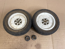 Honda HR2160 Petrol Lawnmower   Rear drive wheels