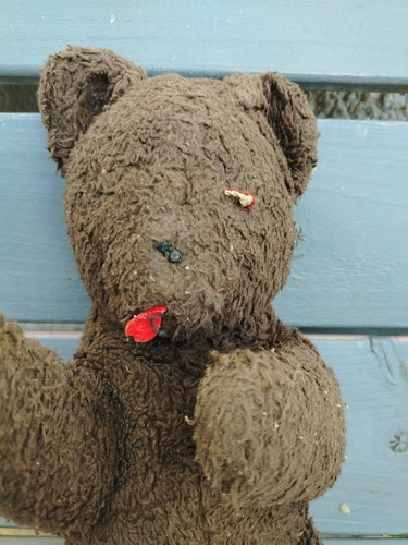 Lovely old bear needs tlc - lovely,