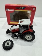 BRITAINS FARM TRACTOR 40804 Steyr 6135 Profi Tractor, 1:32