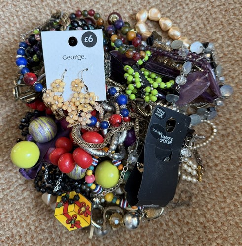 Jewellery job lot 1kg vintage - jewellery,