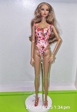 Bombshell Beach Natalia Fatale  - Integrity Toys, Fashion Royalty