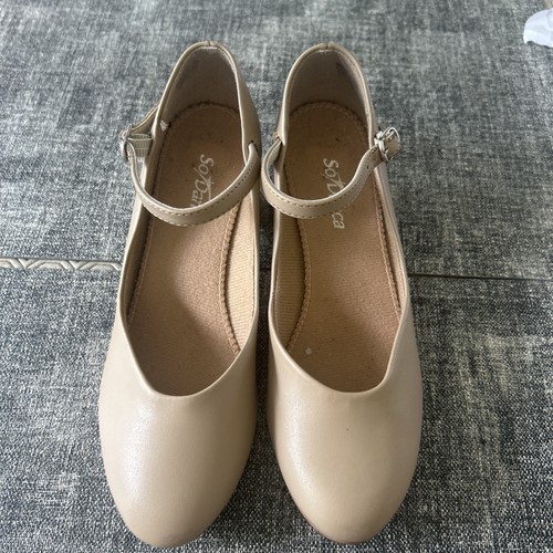 Danca tan character - tan,