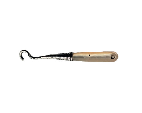 Antique crochet hook wth solid - crochet,