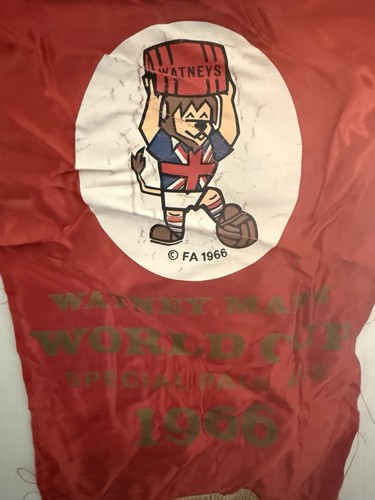 Watney mann 1966 world - 1966, cup