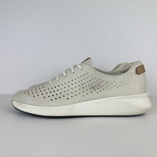 Clarks Un Rio Tie White