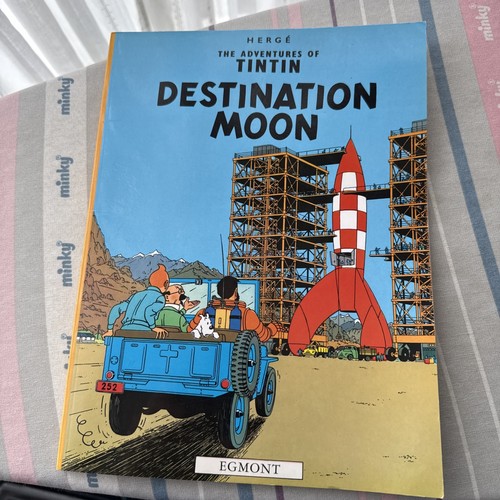 Vintage hardback book herge - vintage,
