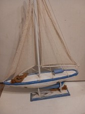 Wooden Boat ... Sailing