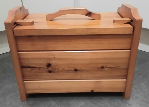 Handmade pine wooden crafts - handmade,