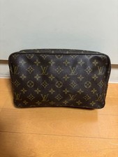 LOUIS VUITTON Trousse Toiletry