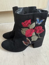 ladies black suede high heeled
