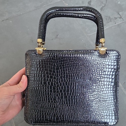 Vintage black croc - black,