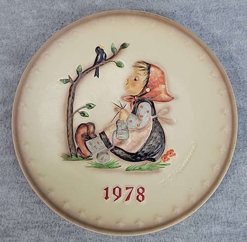 Hummel goebel 5 - 7.5", plate