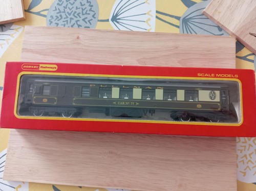 Hornby 328 pullman car - hornby,