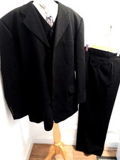 Vintage Ciro Citterio 100% wool black herringbone  3 Piece Suit 44" chest ,38" w