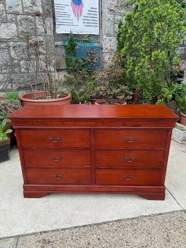 Traditional dresser light - traditional,