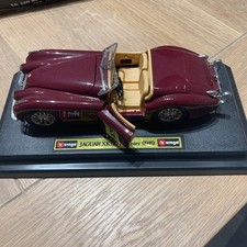 Jaguar XK 120 Roadster Burgundy 1948 1/24 Burago Made In Italy