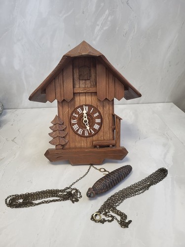 Made germany cuckoo clock - in,