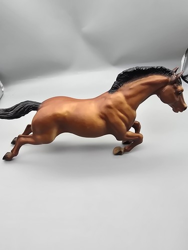 Breyer traditional jumping - breyer,