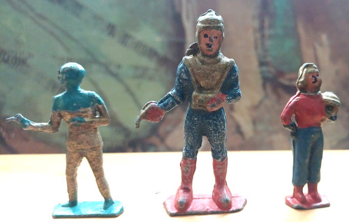 Vintage spacemen figures - 3,